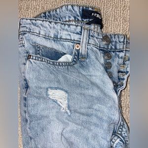 Only worn once, no stains.